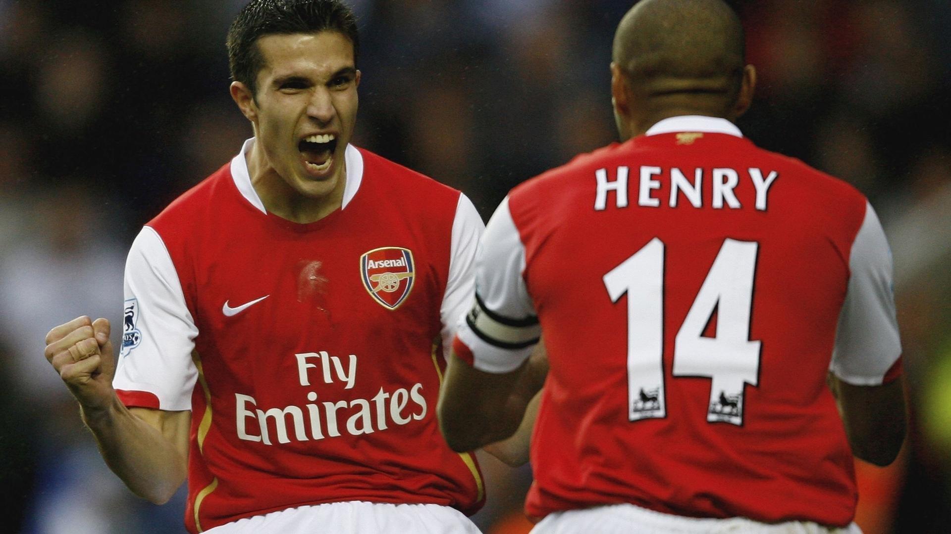 基耶萨盛赞马尔蒂尼为意大利历史最佳,揭秘最快队友弗林蓬