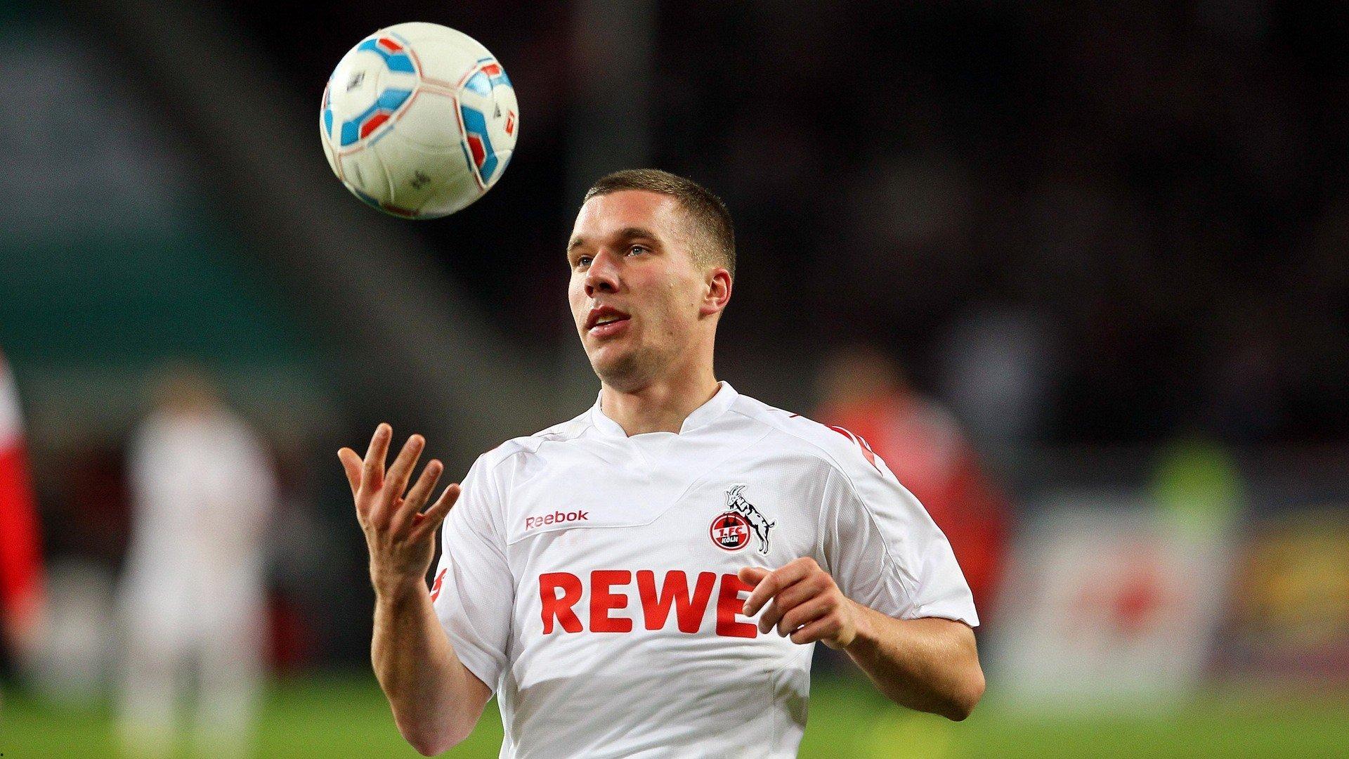 莱万未来成谜，波兰媒体曝米兰、沙特与美职联齐抛橄榄枝，红黑军团提供两年合约